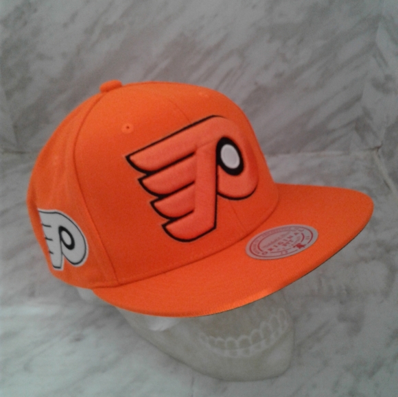 NWT Vintage Hockey Philadelphia Flyers Snapback Hat Cap Mitchell & Ness NHL - Picture 3 of 6